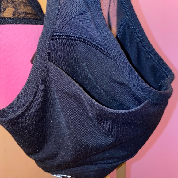 PINK Sports Bra - Picture 3 of 6